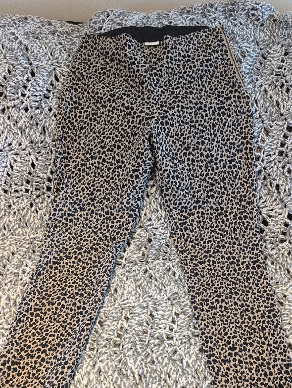 340 - Leopard Print Fitted Pants - Black & Tan Side Zip